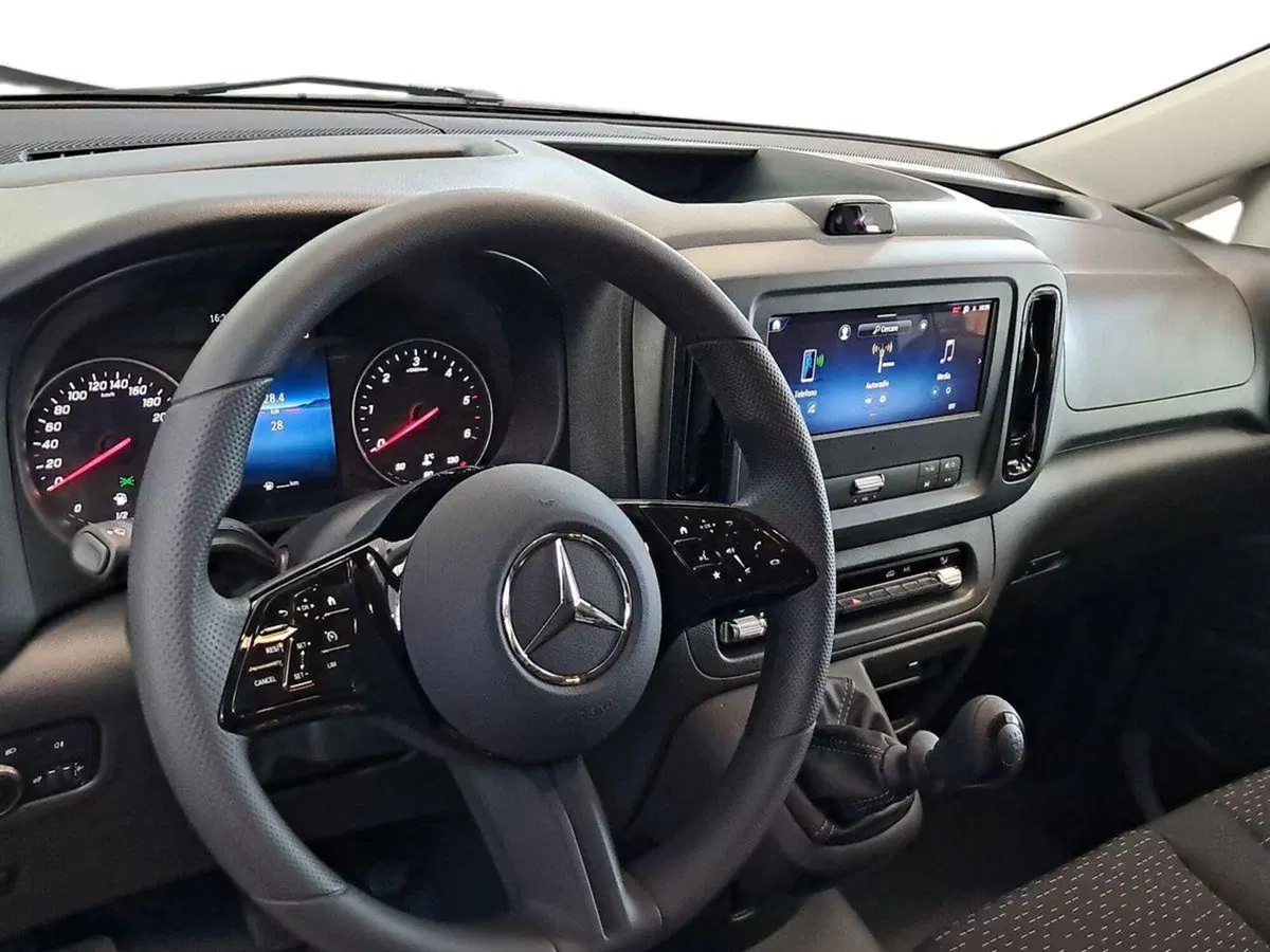 Mercedes-Benz Vito nuova a Rimini (10)