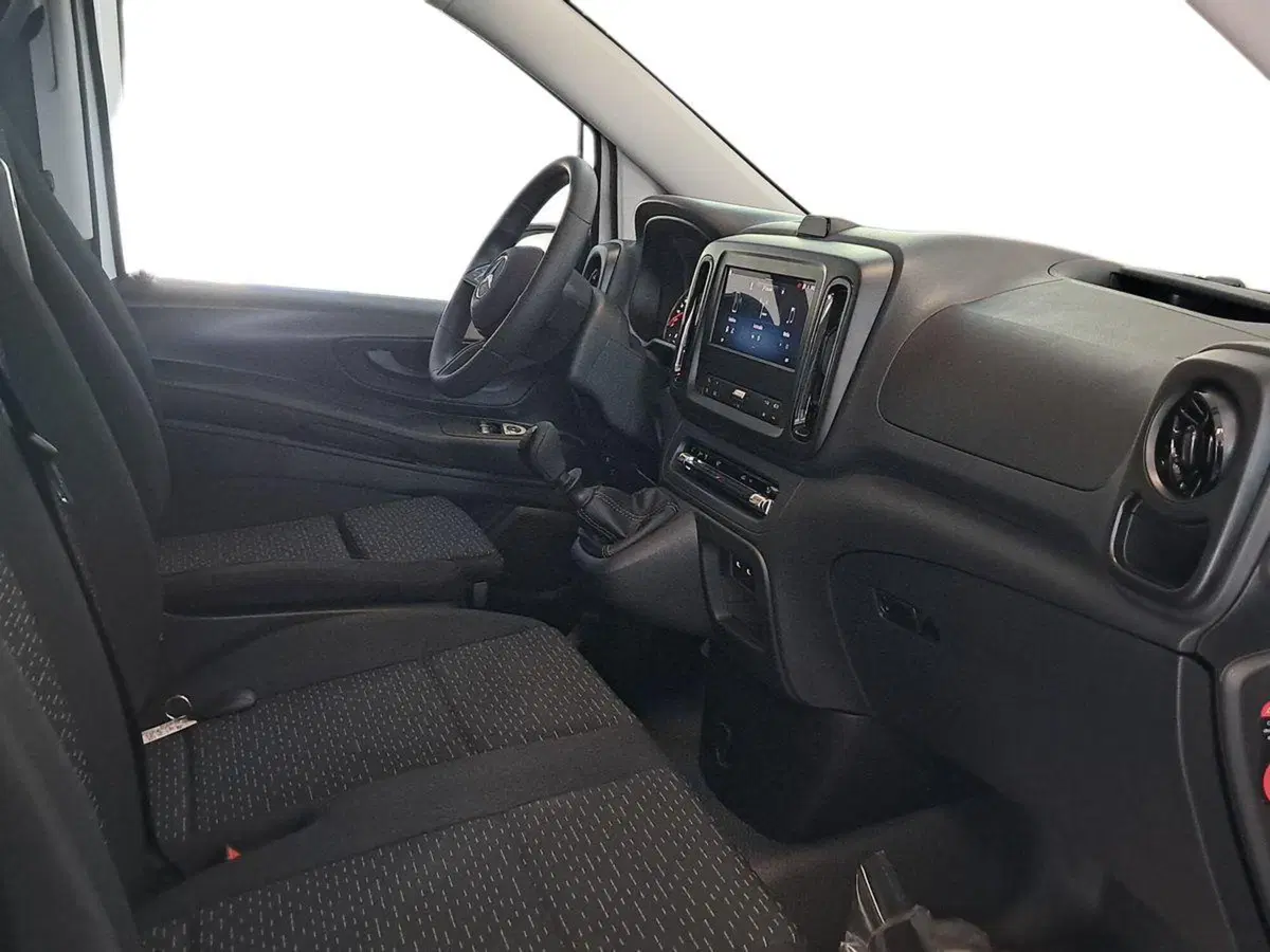 Mercedes-Benz Vito nuova a Rimini (12)