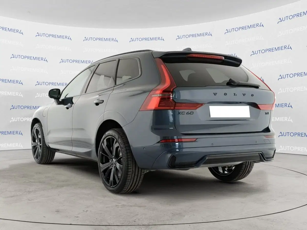 Volvo XC60 usata a Como (2)