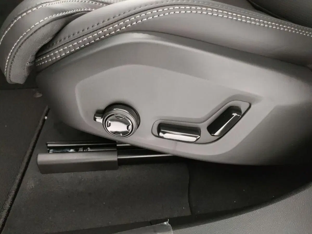 Volvo XC60 usata a Como (7)