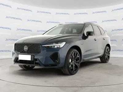 Volvo XC60 T6 Recharge AWD Plug-in Hybrid R-design del 2025 usata a Como