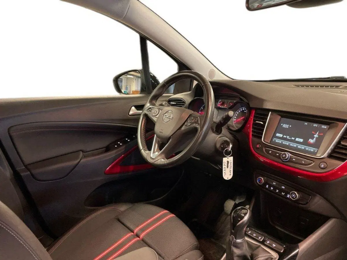 Opel Crossland X usata a Ancona (14)