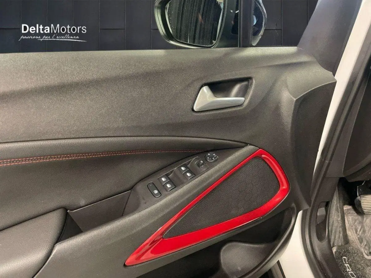 Opel Crossland X usata a Ancona (20)