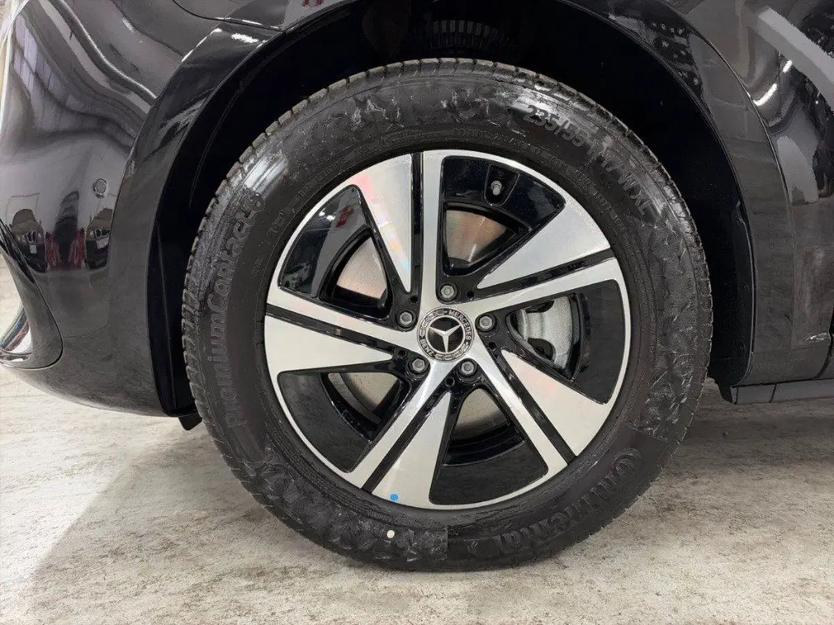 Mercedes-Benz Classe V nuova a Macerata (8)