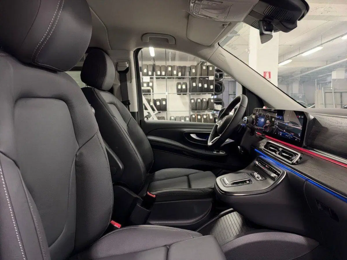 Mercedes-Benz Classe V nuova a Macerata (9)
