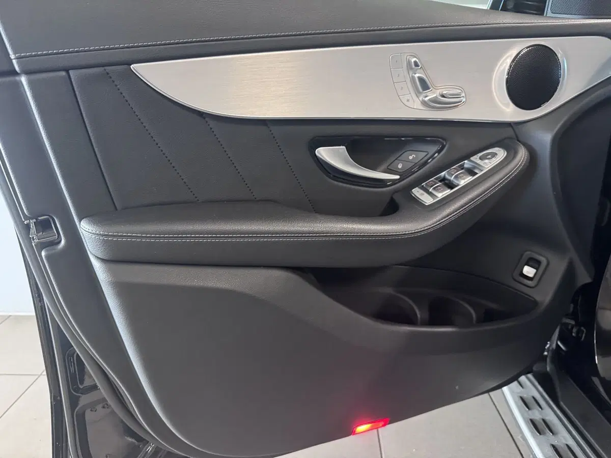 Mercedes-Benz GLC Coupé usata a Messina (6)