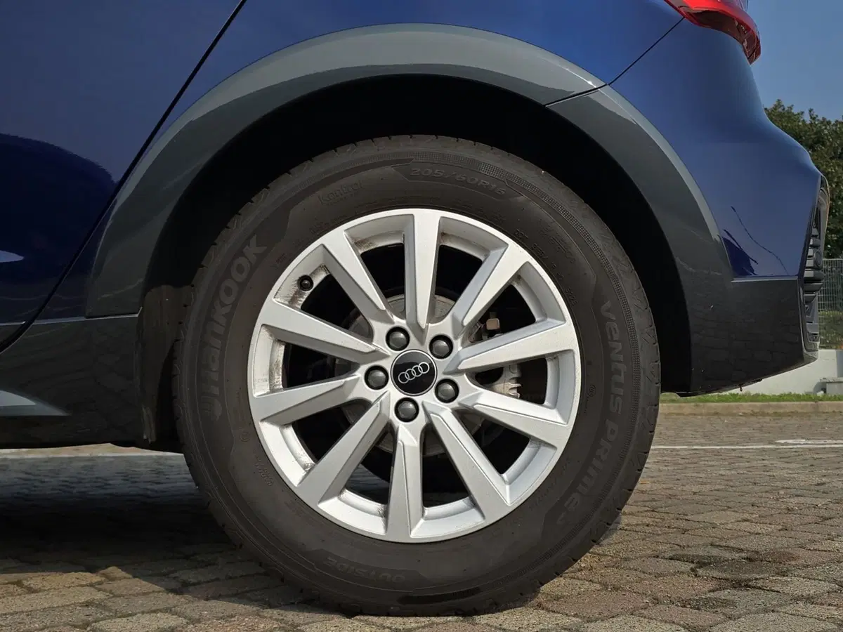 Audi A1 allstreet usata a Cuneo (7)