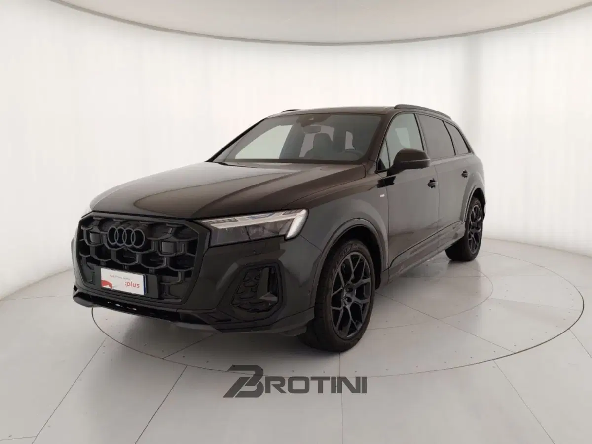 Audi Q7 usata a Massa-Carrara