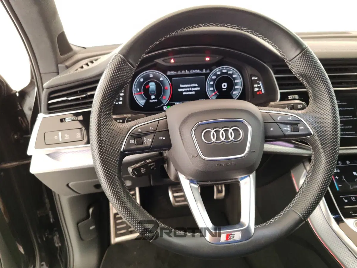 Audi Q7 usata a Massa-Carrara (18)