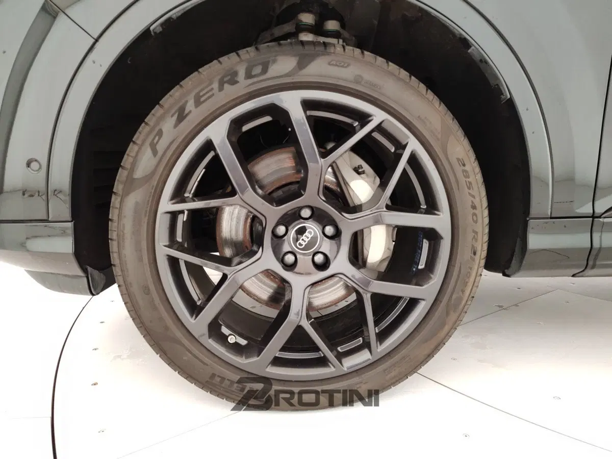Audi Q7 usata a Massa-Carrara (6)