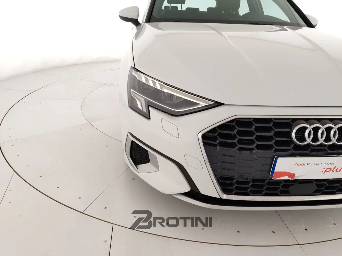 Audi A3 Sportback usata a Massa-Carrara (5)
