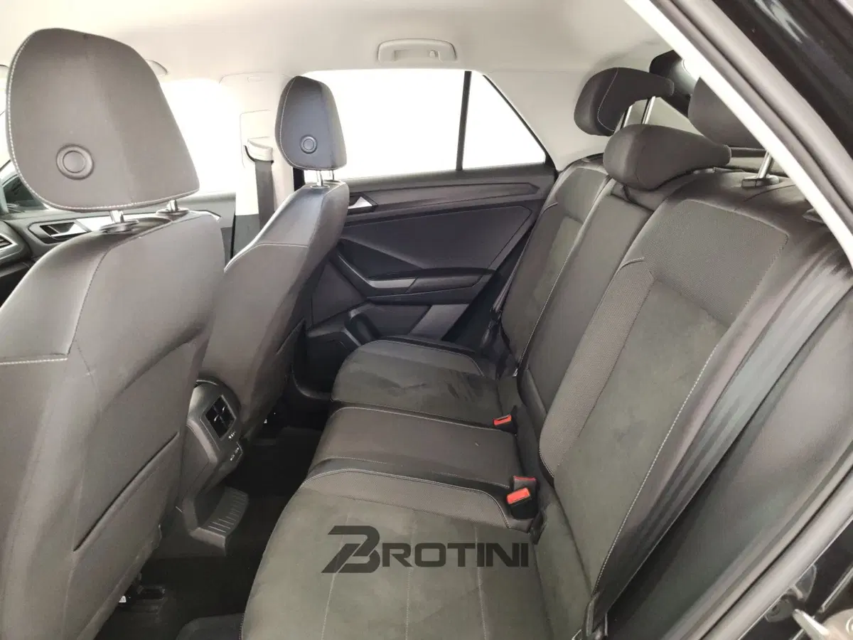 Volkswagen T-Roc usata a Massa-Carrara (10)