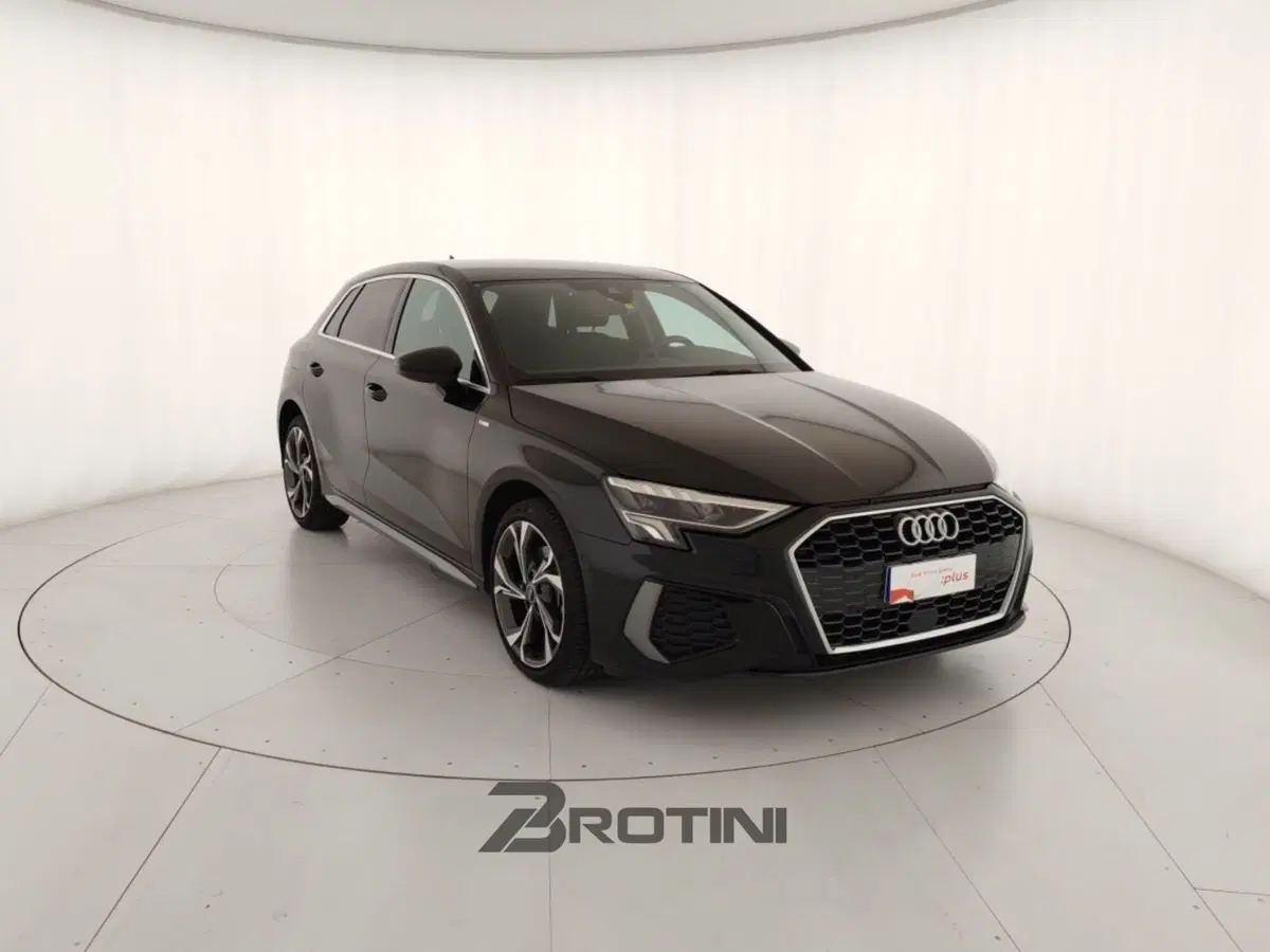 Audi A3 Sportback usata a Massa-Carrara (4)