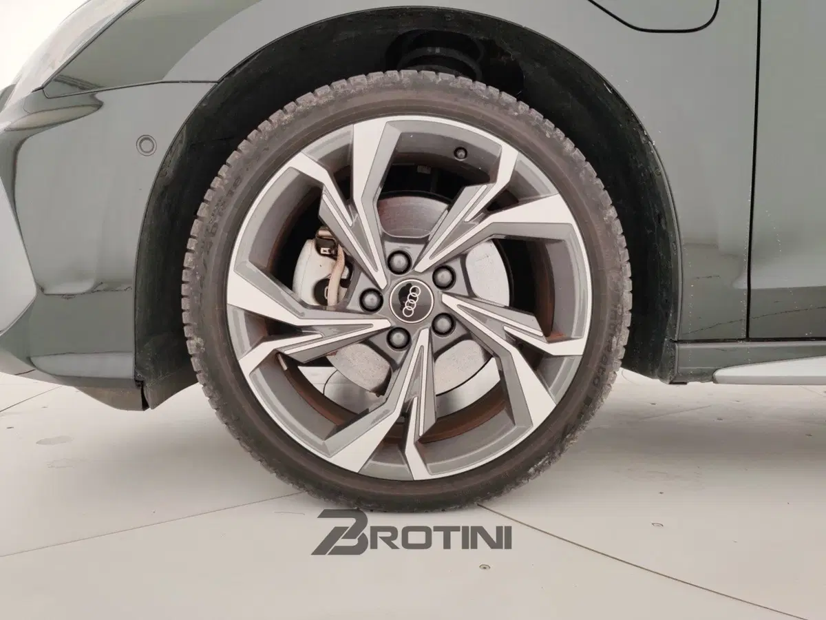 Audi A3 Sportback usata a Massa-Carrara (6)