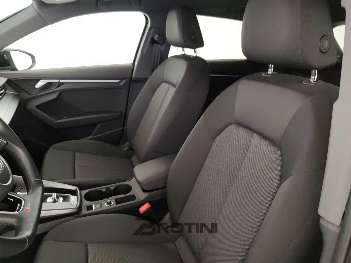 Audi A3 Sportback usata a Massa-Carrara (9)