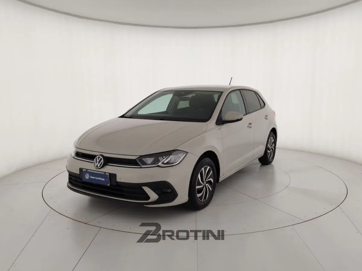 Volkswagen Polo usata a Massa-Carrara
