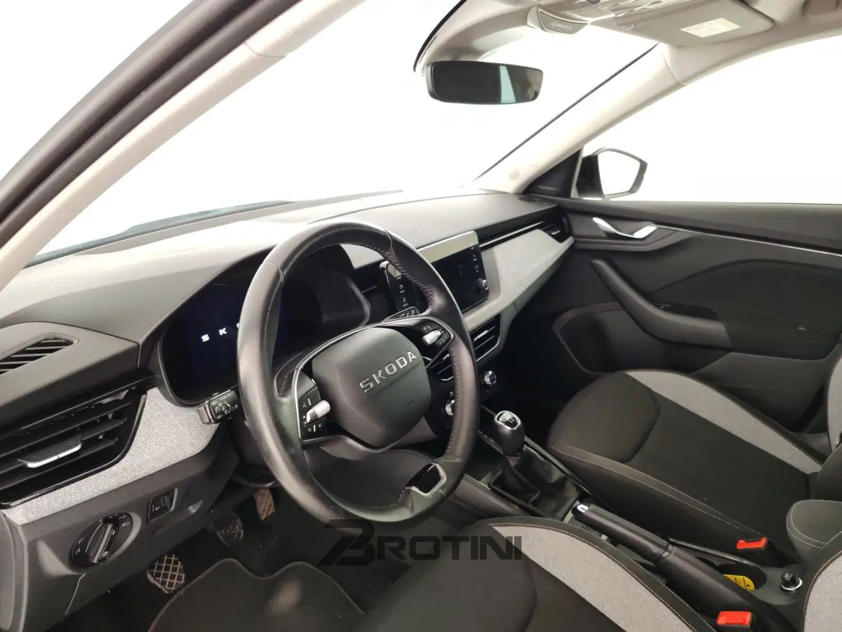 Skoda Kamiq usata a Massa-Carrara (8)