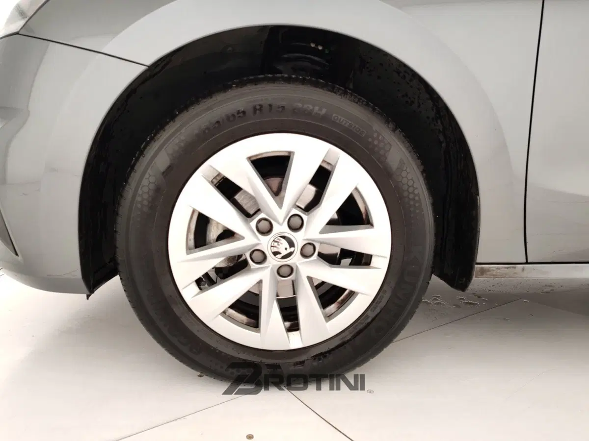 Skoda Fabia usata a Massa-Carrara (6)
