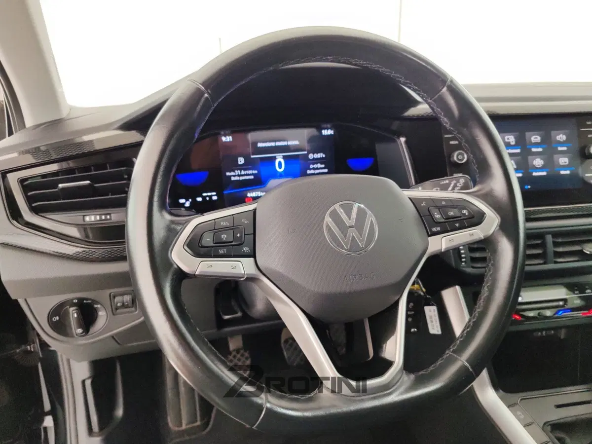 Volkswagen Taigo usata a Massa-Carrara (14)