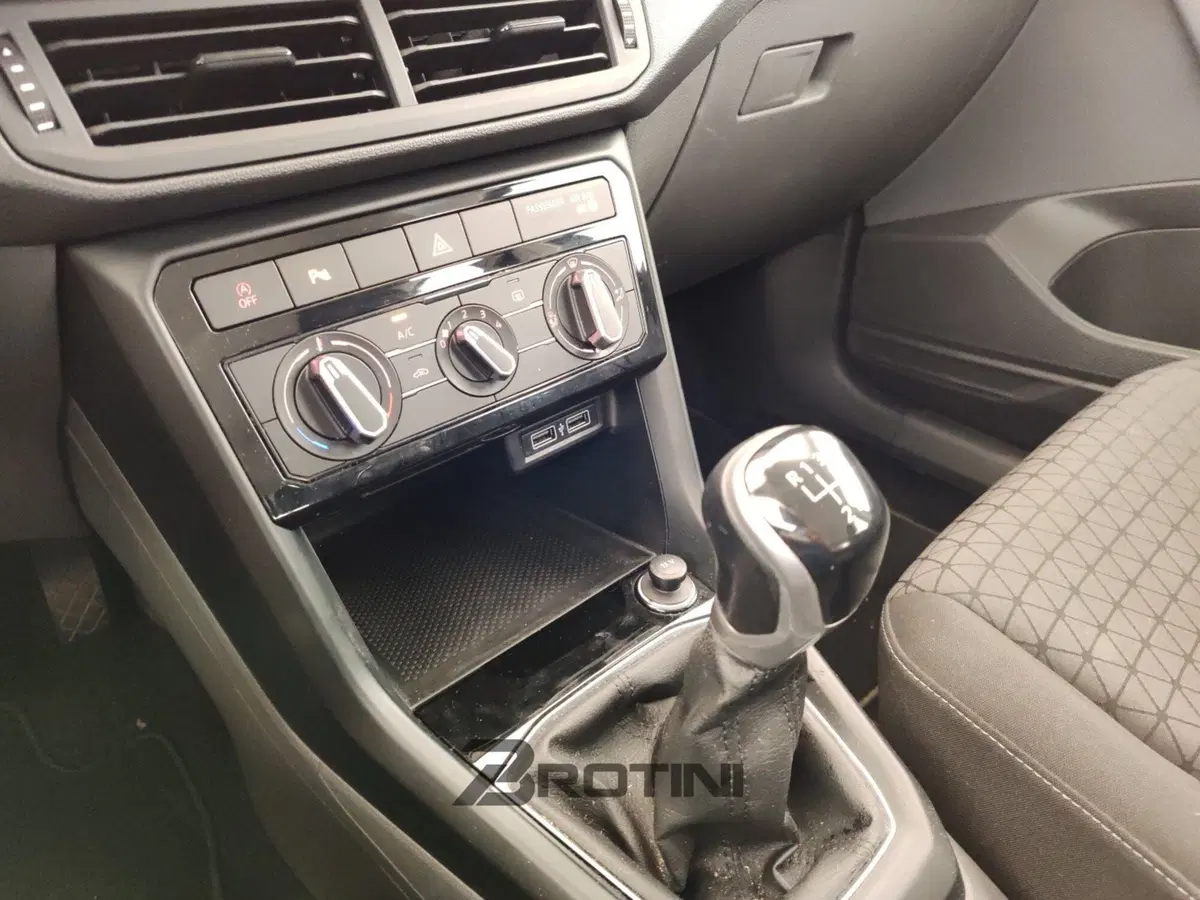 Volkswagen T-Cross usata a Massa-Carrara (11)