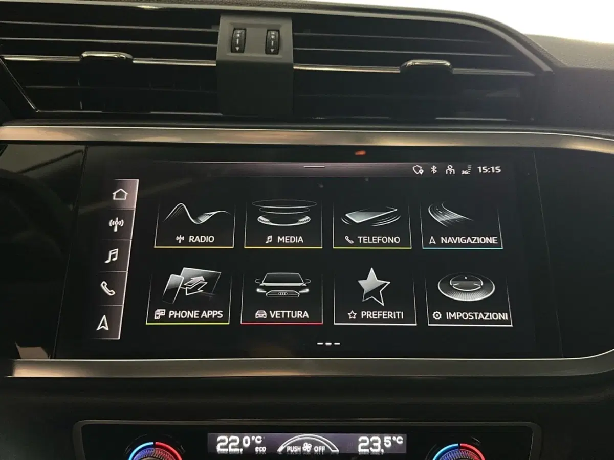 Audi Q3 Sportback usata a Napoli (13)