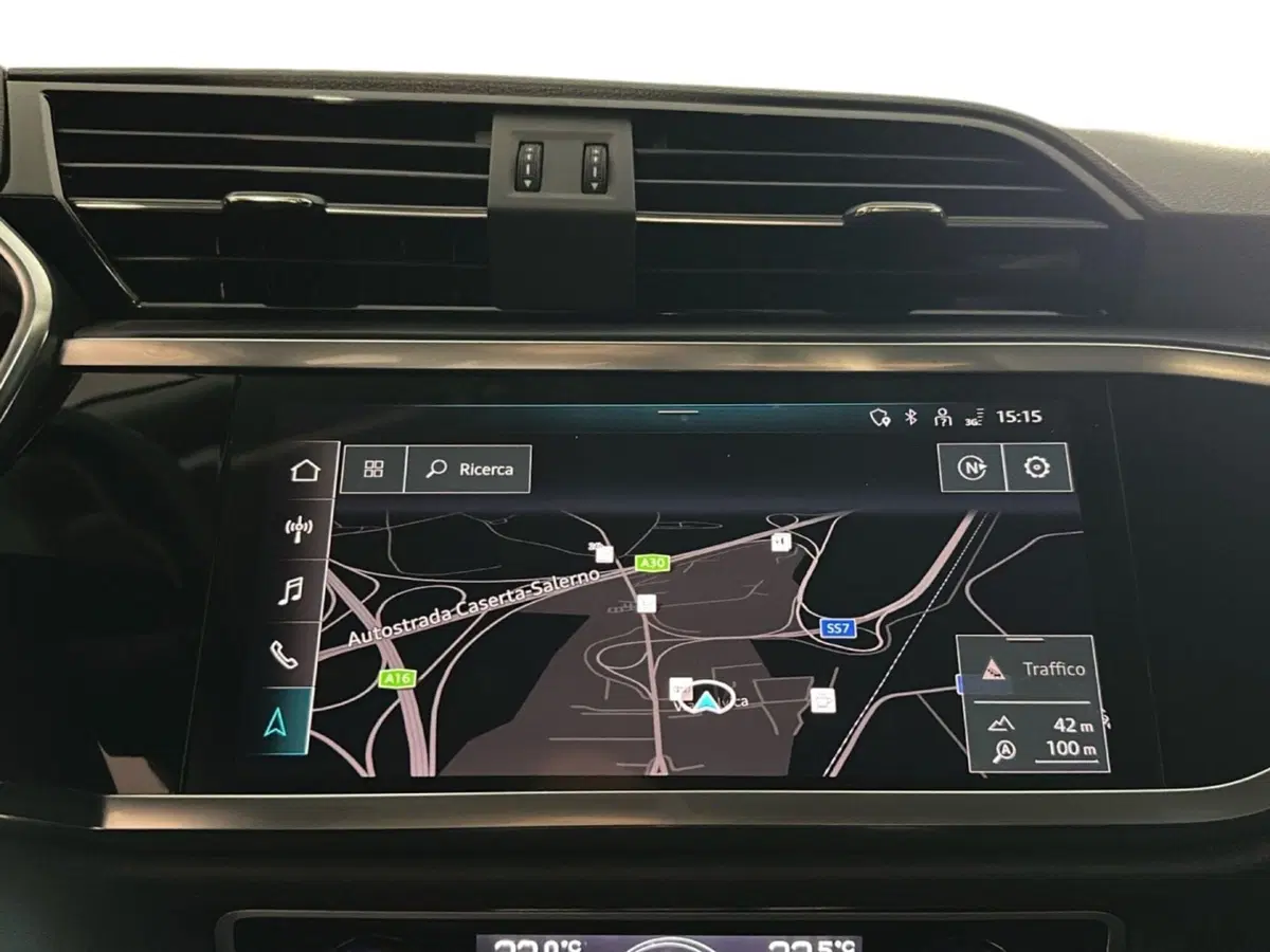 Audi Q3 Sportback usata a Napoli (14)