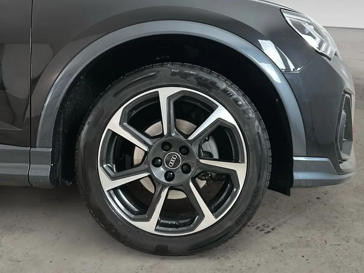 Audi Q3 Sportback usata a Napoli (19)