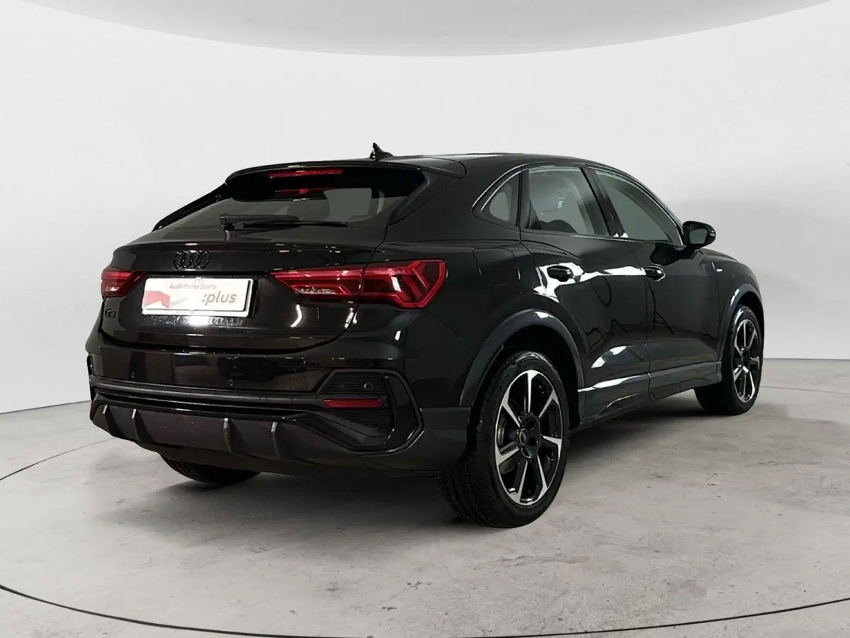 Audi Q3 Sportback usata a Napoli (4)