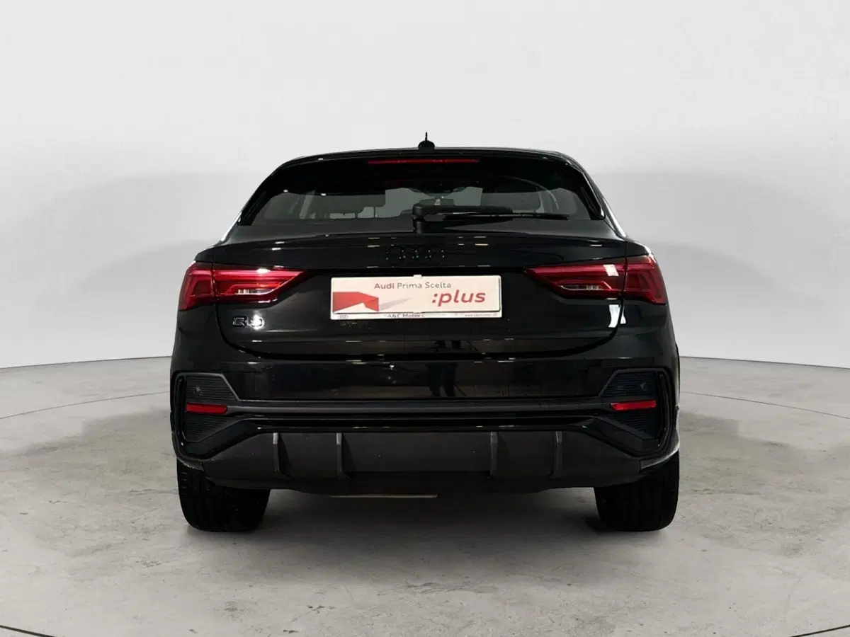 Audi Q3 Sportback usata a Napoli (6)