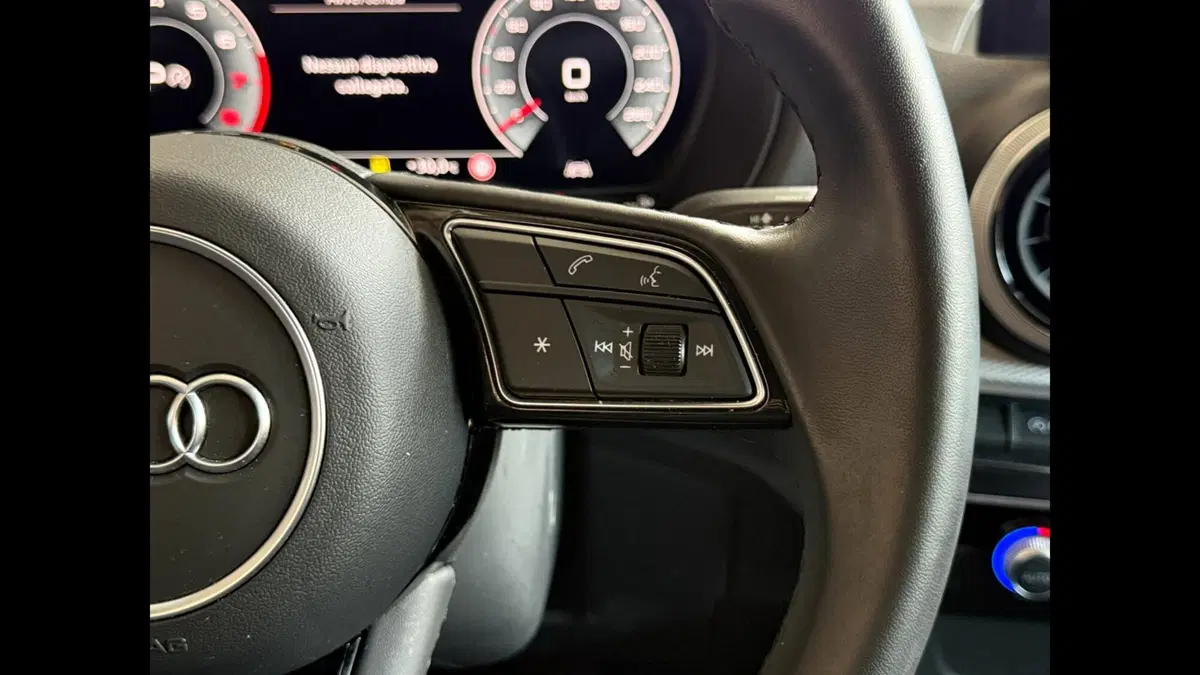 Audi Q2 usata a Palermo (15)