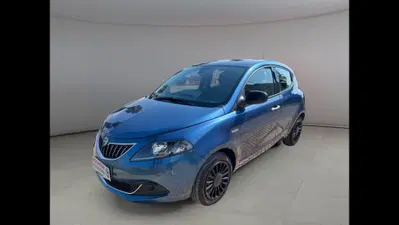 Lancia Ypsilon 1.0 FireFly 5 porte S&S Hybrid Silver Plus del 2022 usata a Palermo