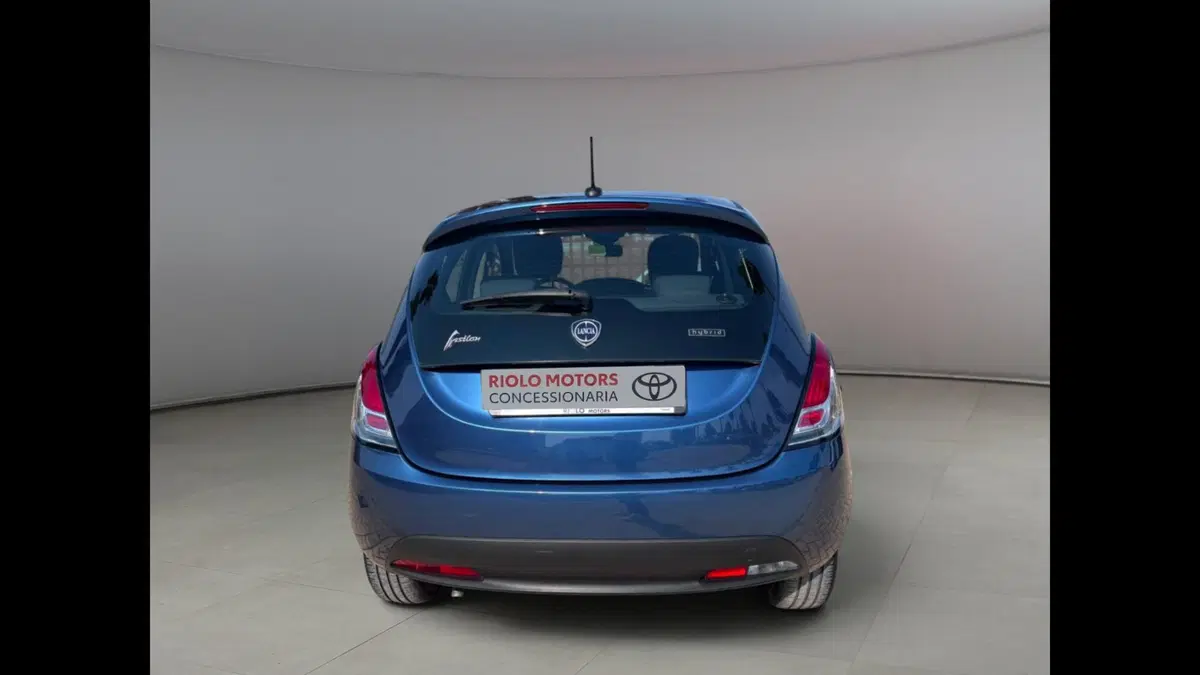 Lancia Ypsilon usata a Palermo (3)