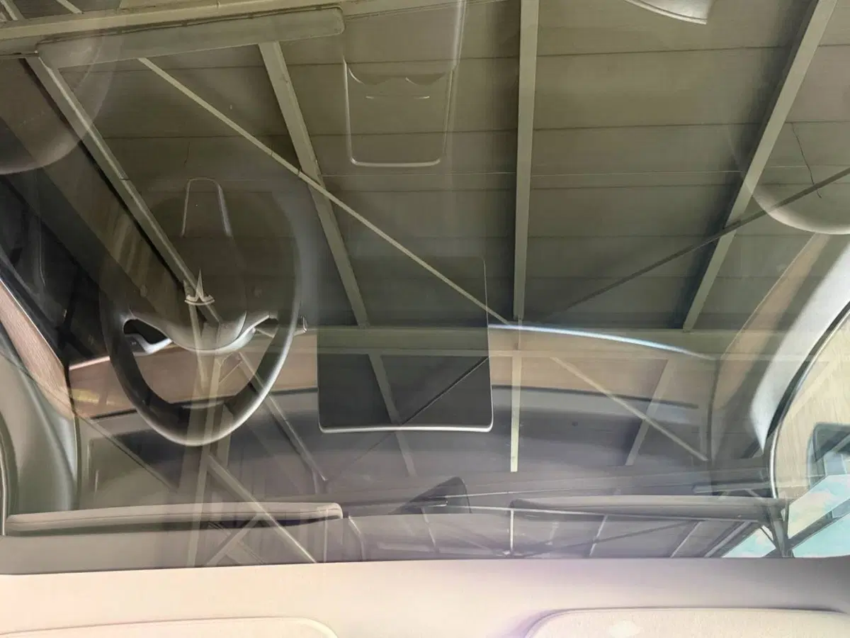 Tesla Model Y usata a Palermo (12)