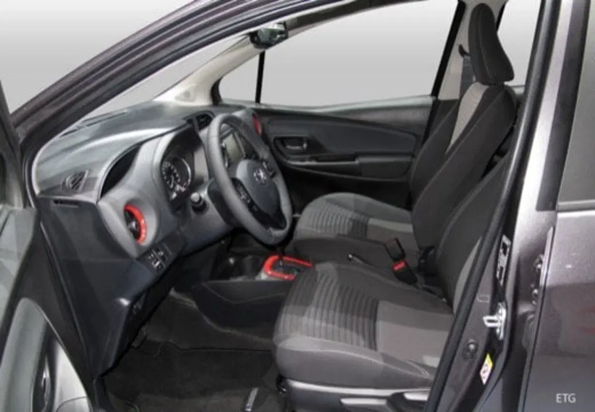 Toyota Yaris usata a Palermo (14)