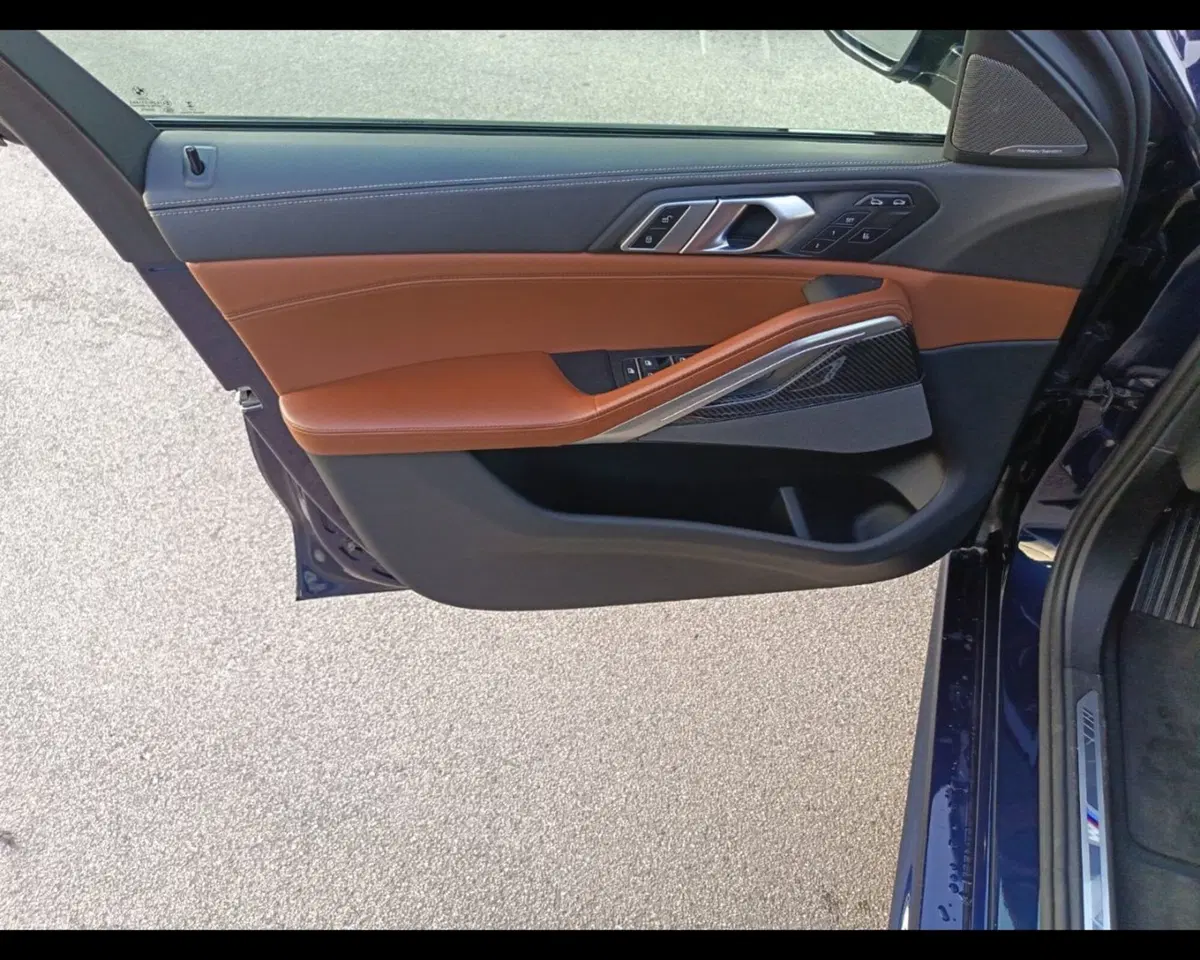 BMW X6 usata a Caserta (13)