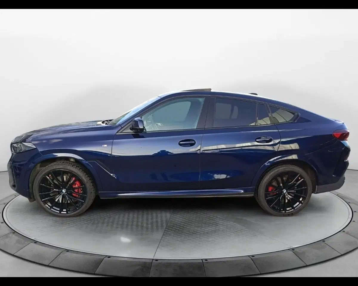 BMW X6 usata a Caserta (9)
