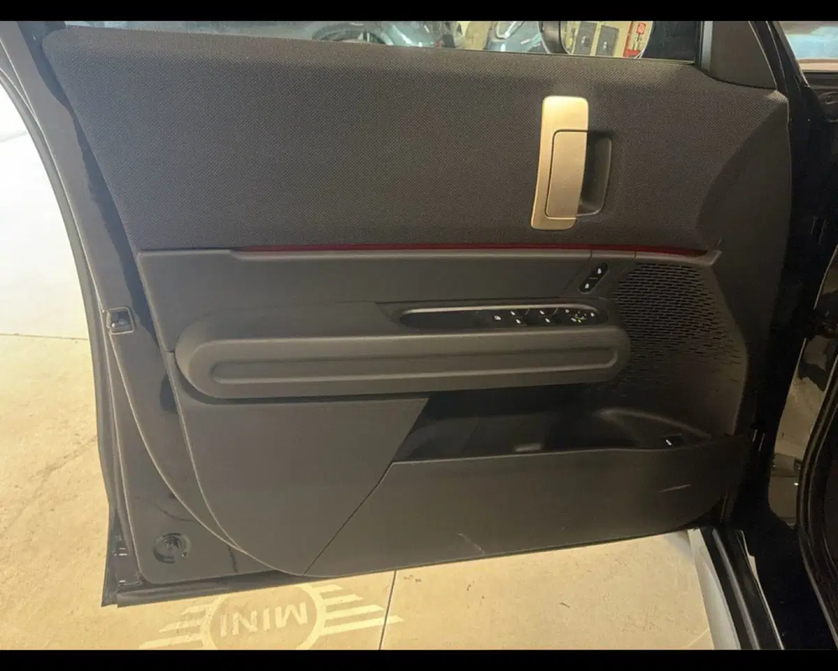 MINI Mini Countryman usata a Napoli (11)