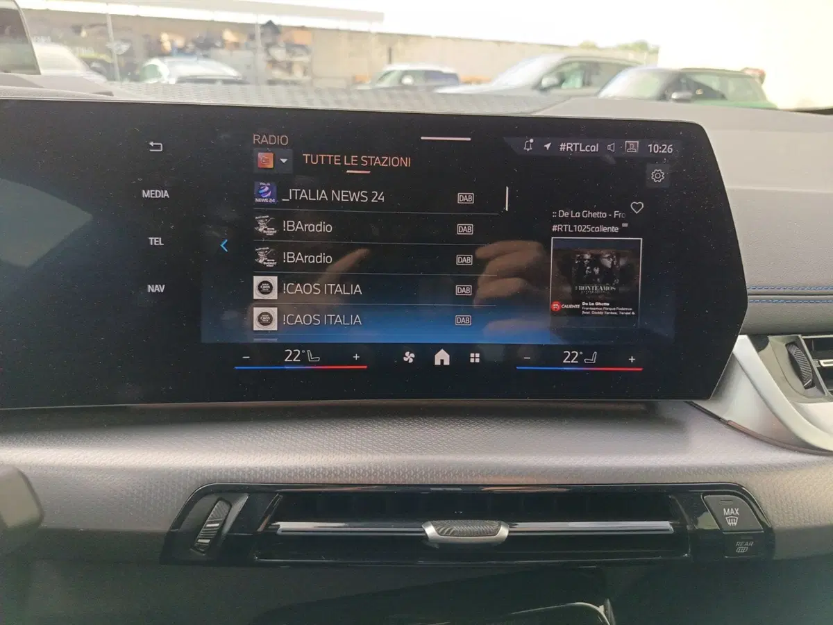 BMW Serie 2 Active Tourer usata a Caserta (15)