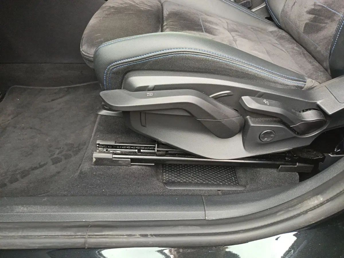 BMW Serie 2 Active Tourer usata a Caserta (18)