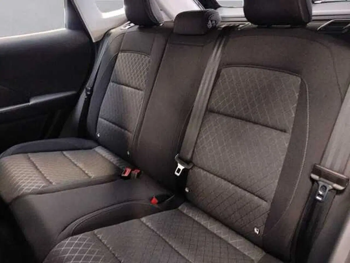Mg ZS nuova a Milano (13)