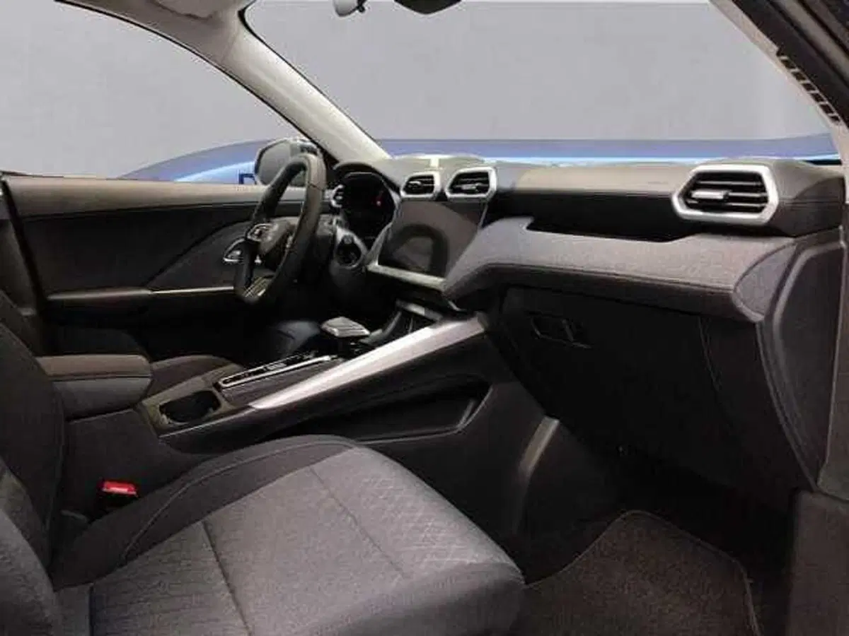 Mg ZS nuova a Milano (14)