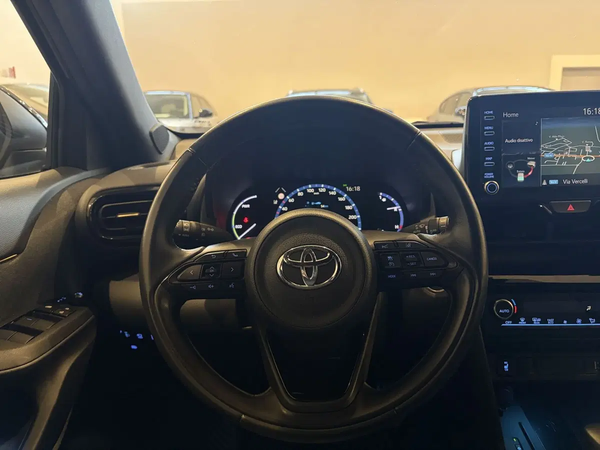 Toyota Yaris Cross usata a Vercelli (7)
