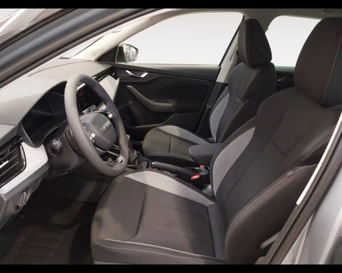 Skoda Kamiq nuova a Ravenna (10)