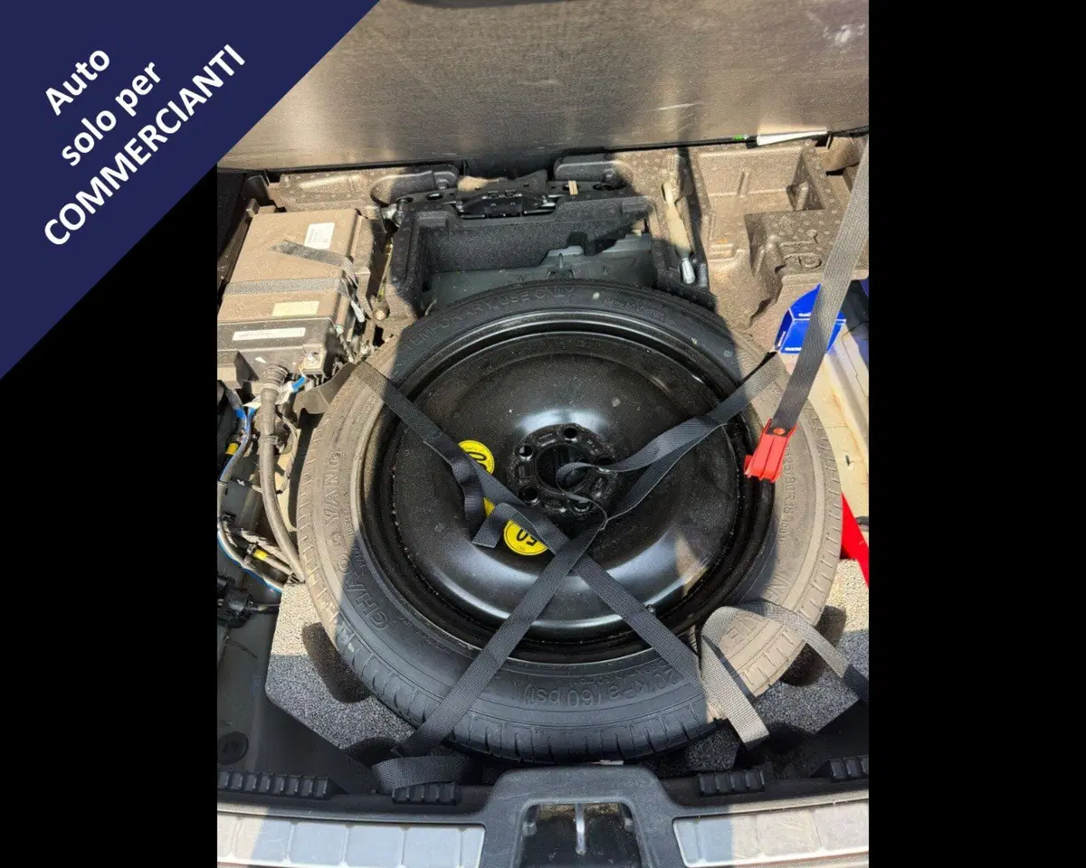 Volvo XC60 usata a Ravenna (17)