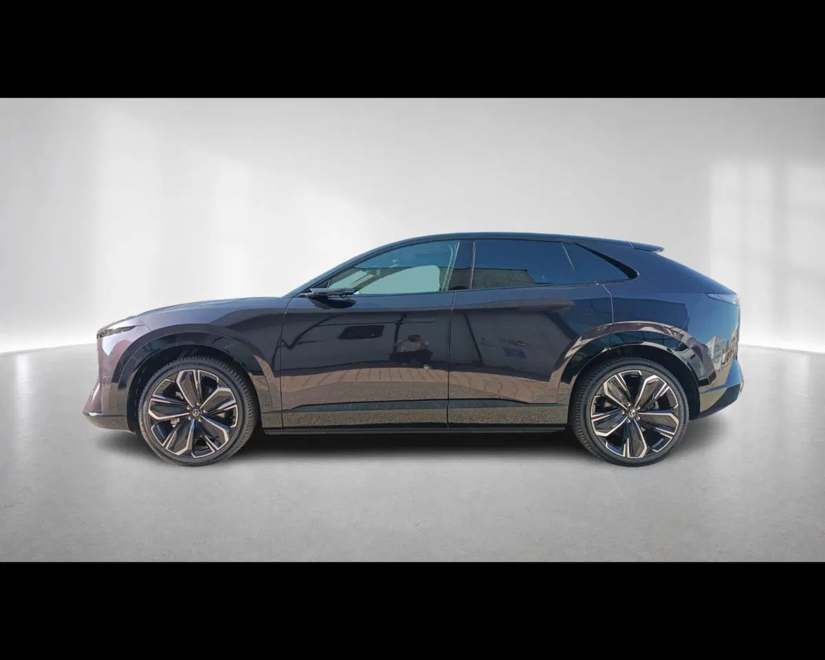 Mazda CX-6e nuova a Ravenna (3)