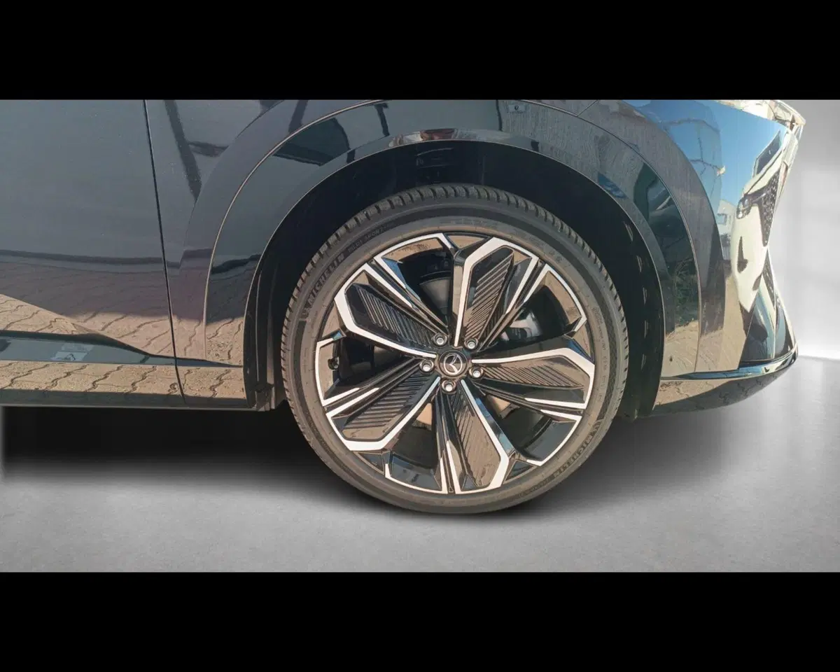 Mazda CX-6e nuova a Ravenna (9)