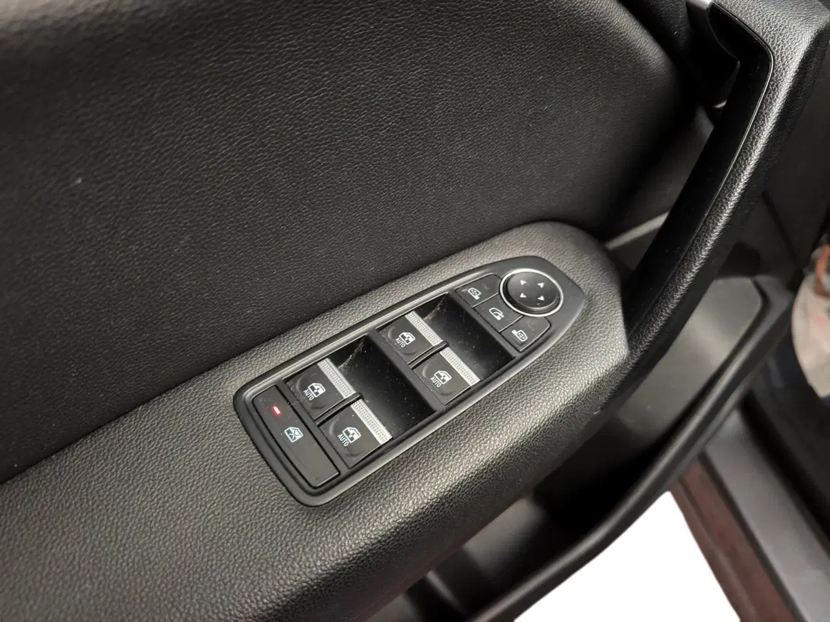 Renault Captur usata a Milano (18)
