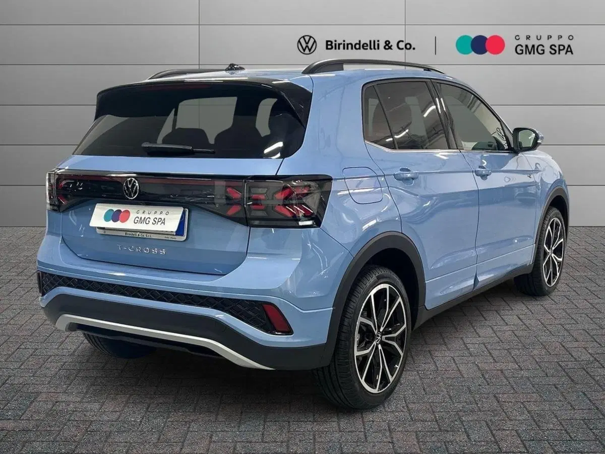 Volkswagen T-Cross nuova a Firenze (3)