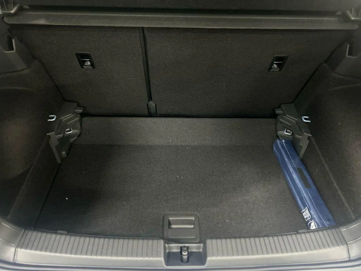 Volkswagen T-Cross nuova a Firenze (8)