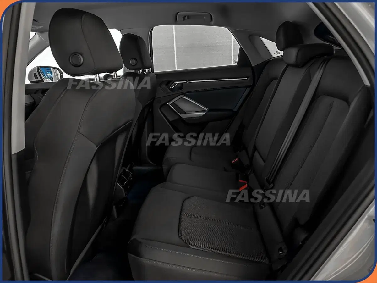 Audi Q3 Sportback usata a Milano (10)